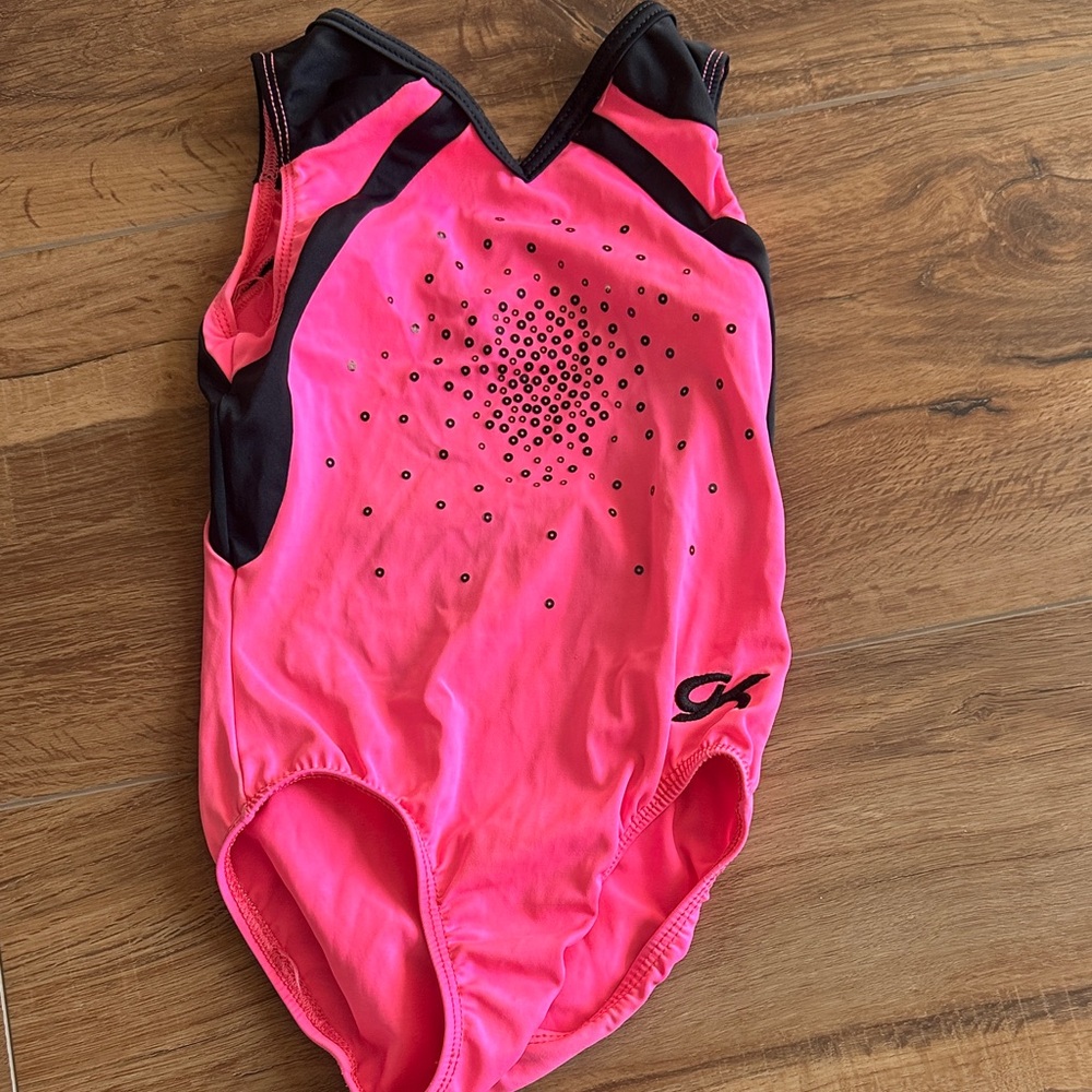 GK Vibrant Pink and Black leotard child small